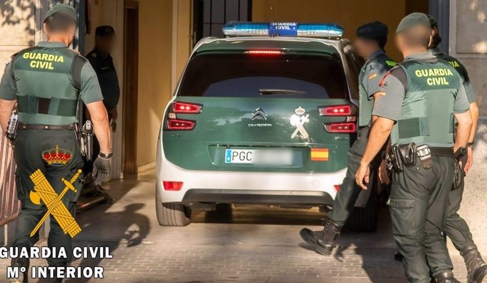 Detenidos dos hermanos acusados de intentar matar de una cuchillada a ...
